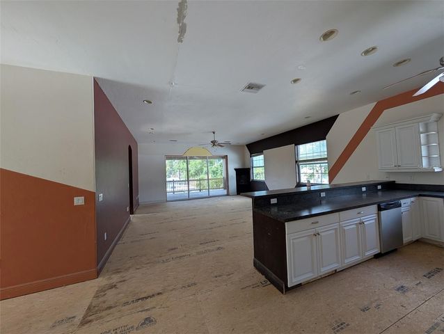 3006 HAWTHORNE STREET, Sarasota, FL 34239