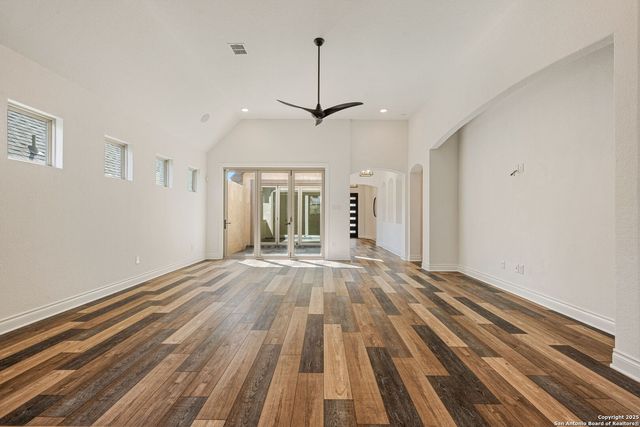 8619 Glass Gem, San Antonio, TX 78249