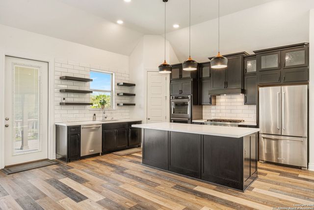 8619 Glass Gem, San Antonio, TX 78249