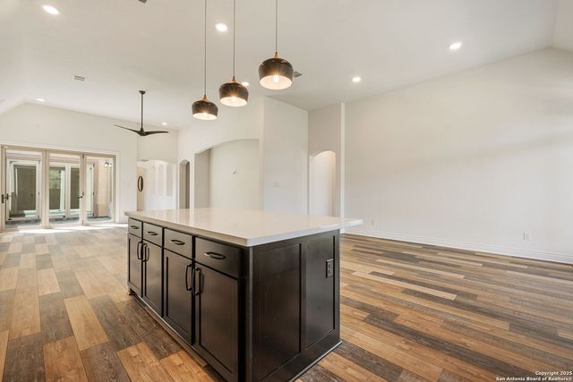 8619 Glass Gem, San Antonio, TX 78249