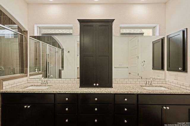 8619 Glass Gem, San Antonio, TX 78249