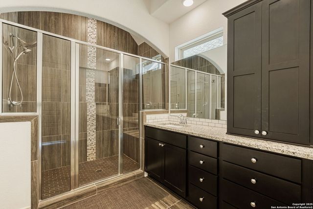 8619 Glass Gem, San Antonio, TX 78249