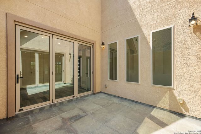 8619 Glass Gem, San Antonio, TX 78249