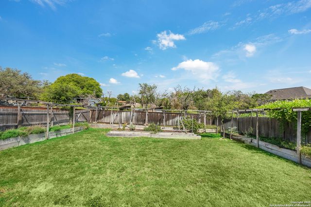 8619 Glass Gem, San Antonio, TX 78249