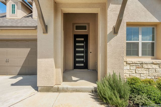 8619 Glass Gem, San Antonio, TX 78249