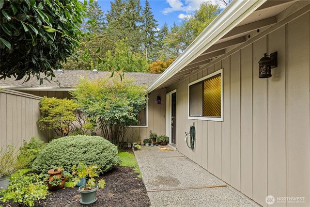 8126 70th Avenue Ct SW, Lakewood, WA 98499