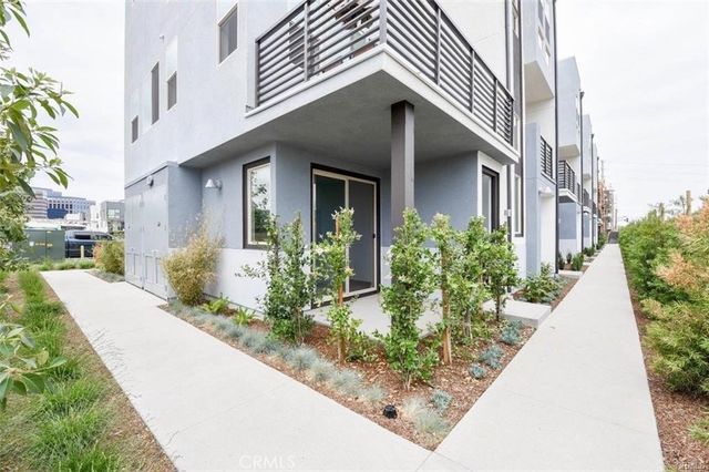 331 Placemark, Irvine, CA 92614