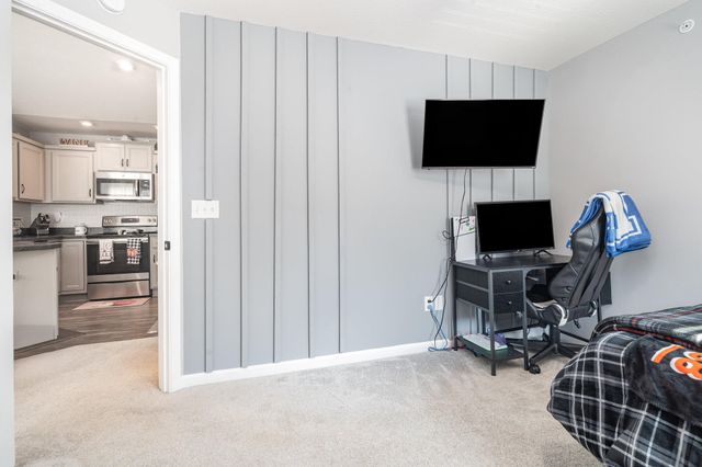 7497 Devonshire Drive, 23-300, Alexandria, KY 41001