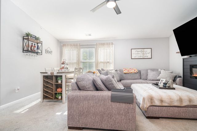 7497 Devonshire Drive, 23-300, Alexandria, KY 41001