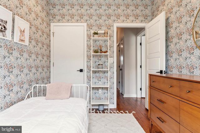 240 PIERCE ST, Philadelphia, PA 19148