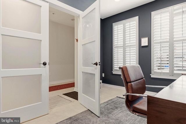 240 PIERCE ST, Philadelphia, PA 19148