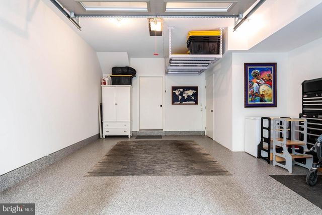 240 PIERCE ST, Philadelphia, PA 19148