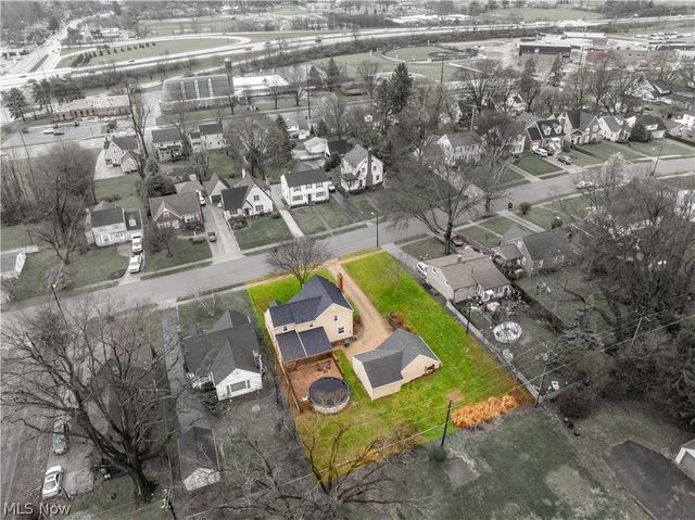 131 31st Street NW, Canton, OH 44709