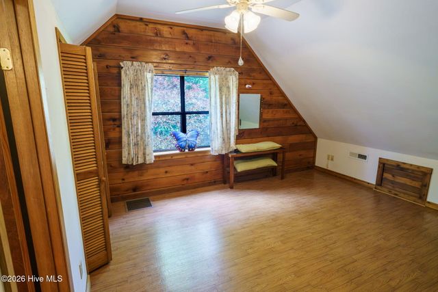 147 Holly Ridge Lane, Murphy, NC 28906