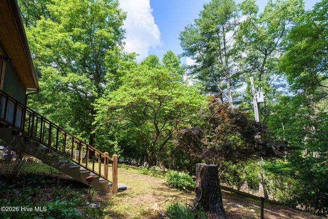147 Holly Ridge Lane, Murphy, NC 28906