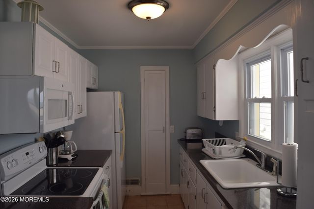 109 Boardwalk, Point Pleasant Beach, NJ 08742