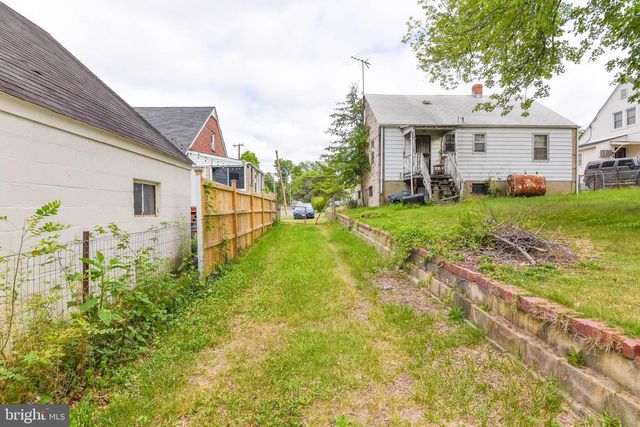2636 PARKLAND DR, District Heights, MD 20747