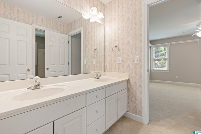 369 OAK TRACE, Hoover, AL 35244
