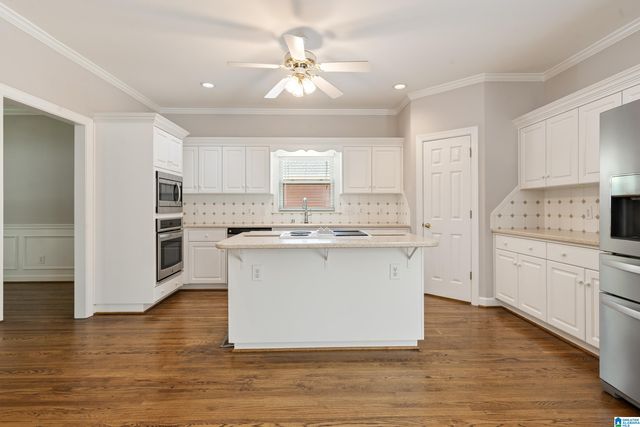 369 OAK TRACE, Hoover, AL 35244