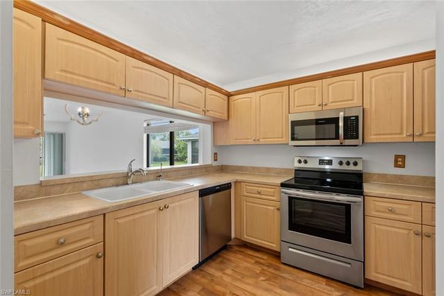 1208 Commonwealth CIR J 206, Naples, FL 34116