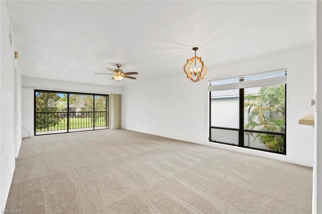 1208 Commonwealth CIR J 206, Naples, FL 34116