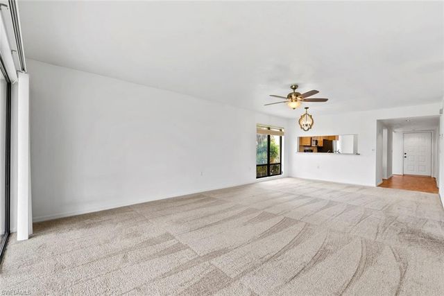 1208 Commonwealth CIR J 206, Naples, FL 34116