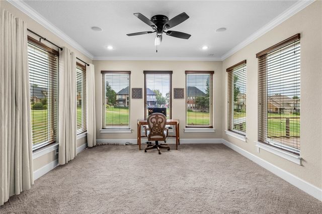 6331 W Valley View Road, Rogers, AR 72758