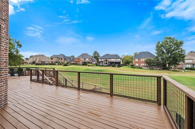 6331 W Valley View Road, Rogers, AR 72758