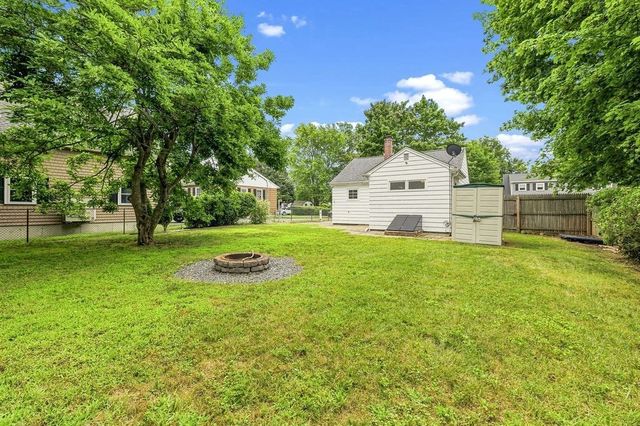 56 Hacker St, Fairhaven, MA 02719