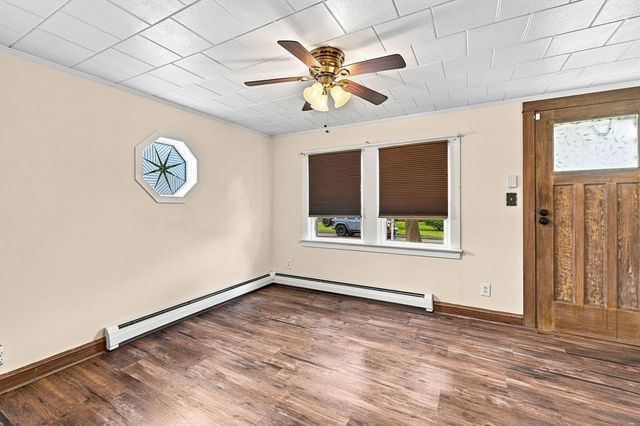 56 Hacker St, Fairhaven, MA 02719