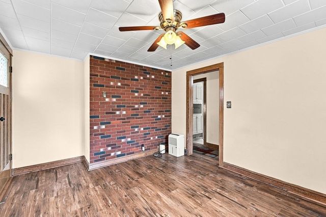 56 Hacker St, Fairhaven, MA 02719