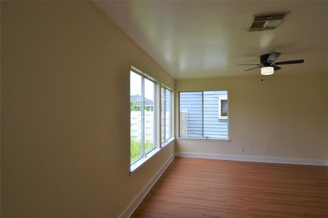 3811 E Traditions Court, Houston, TX 77082