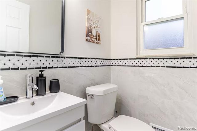 2308 Kipling Drive, Sterling Heights, MI 48310