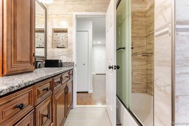 2308 Kipling Drive, Sterling Heights, MI 48310