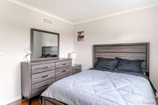 2308 Kipling Drive, Sterling Heights, MI 48310