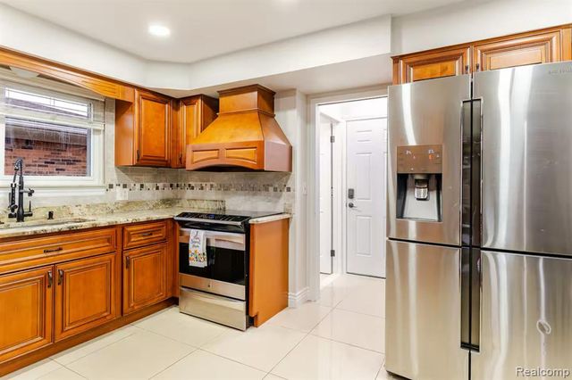 2308 Kipling Drive, Sterling Heights, MI 48310