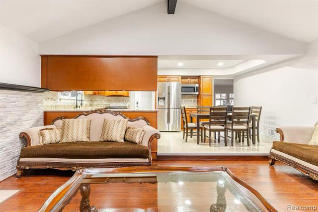 2308 Kipling Drive, Sterling Heights, MI 48310