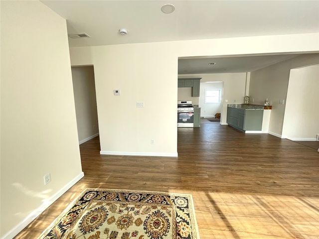 39 Elmhurst Circle, Aurelius, NY 13021