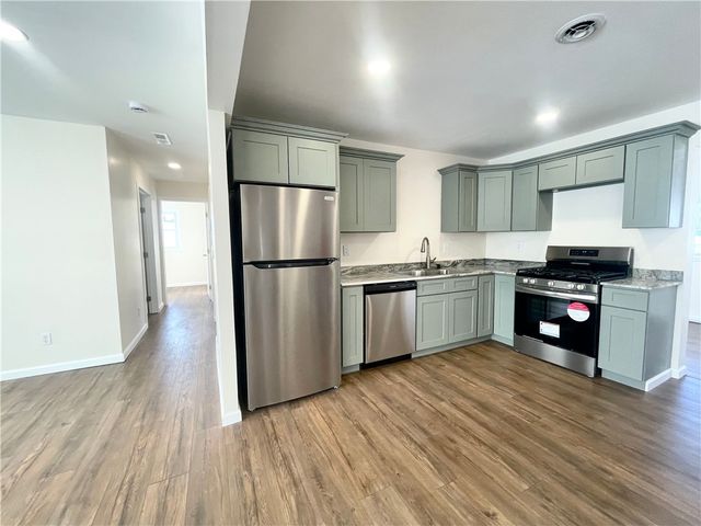 39 Elmhurst Circle, Aurelius, NY 13021