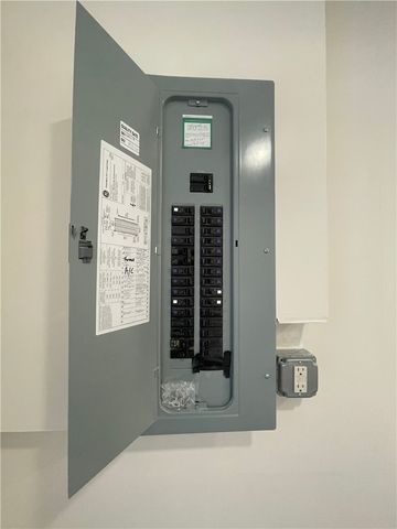 39 Elmhurst Circle, Aurelius, NY 13021