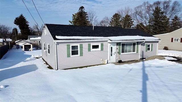 39 Elmhurst Circle, Aurelius, NY 13021