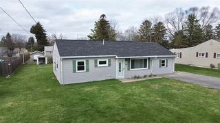 39 Elmhurst Circle, Aurelius, NY 13021