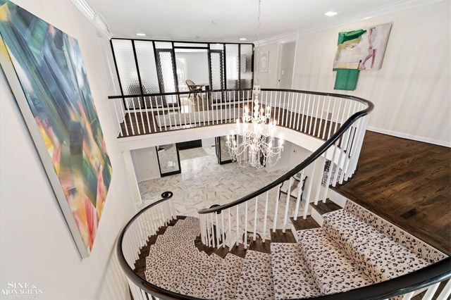 89 Lake Shore Road, Grosse Pointe Farms, MI 48236