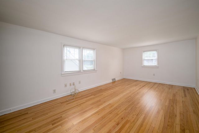 180 MOUNTAINVIEW AVE, Nutley, NJ 07110