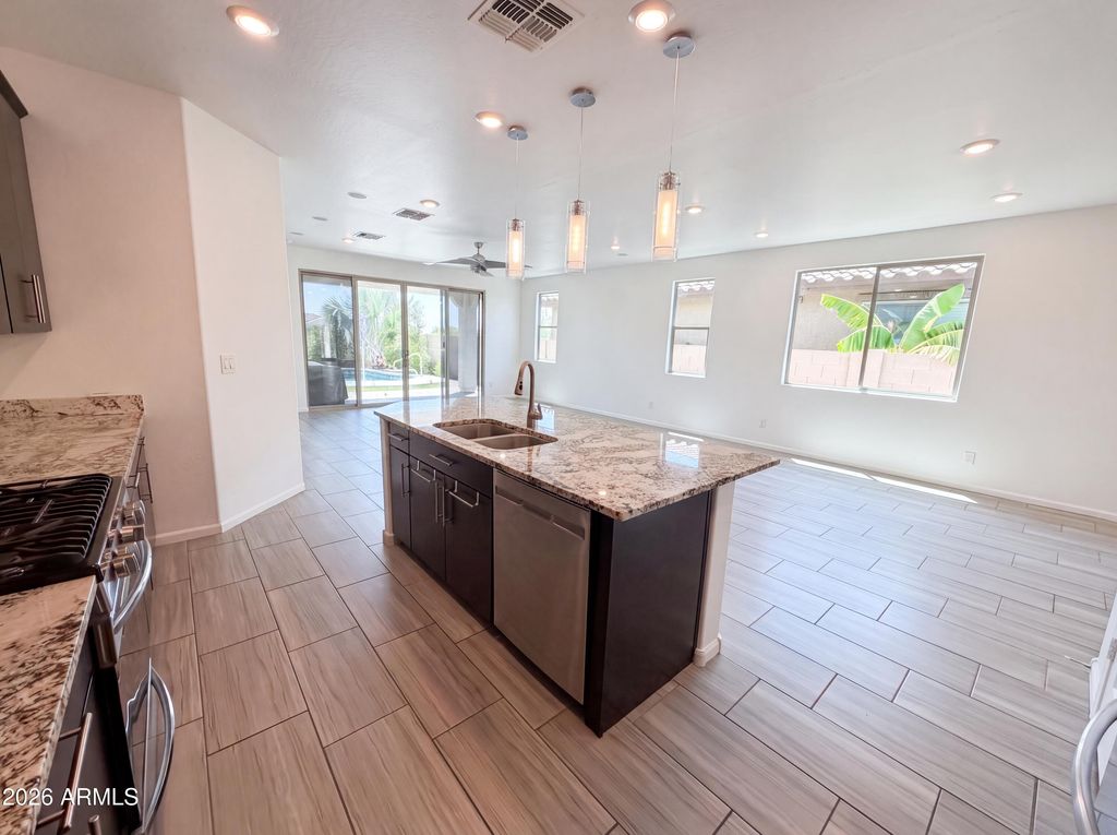 11719 E CHEVELON Trail, Gold Canyon, AZ 85118 — photo 3