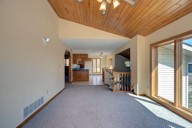 2854 Highway 65, Peace Twp, MN 55051