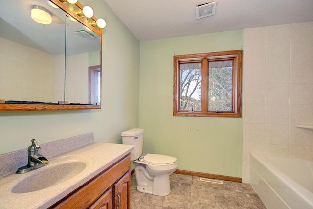 2854 Highway 65, Peace Twp, MN 55051
