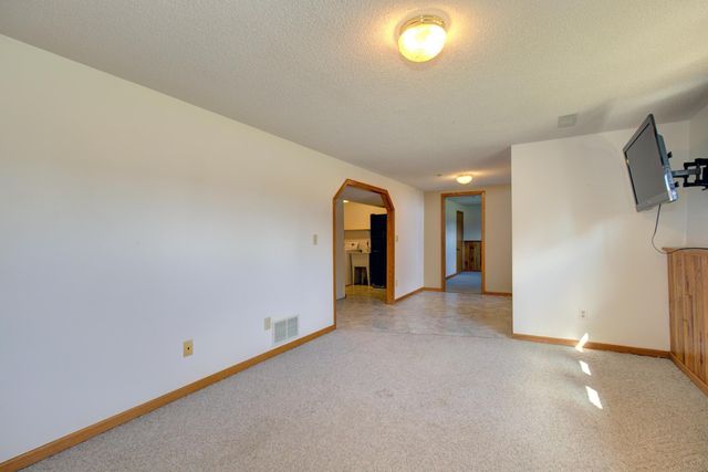2854 Highway 65, Peace Twp, MN 55051