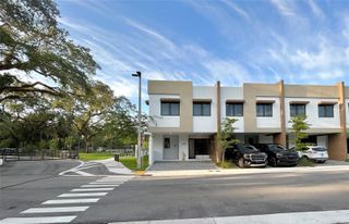 4110 N Oak Pl, Dania Beach, FL 33314