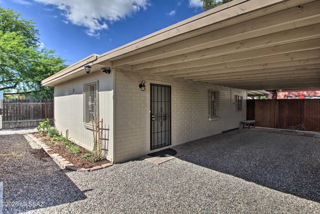 2761 N Dodge Boulevard, Tucson, AZ 85716